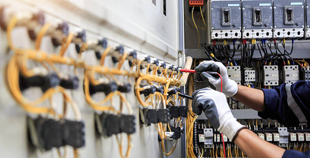 Professional Electrician technician working in Lindstrom, MN